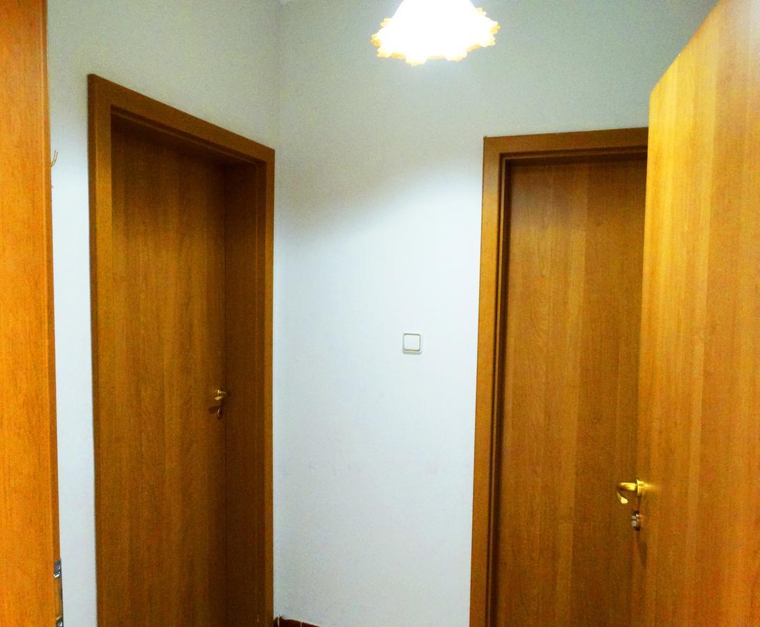 Guest House Misha Petrevene 外观 照片